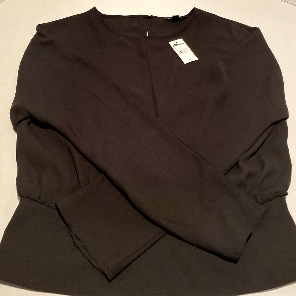 NWT Women’s Express Long Sleeve Black Shirt Size Medium